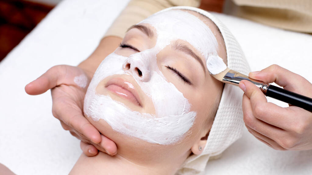 mus yuz bakimi yapan yerler